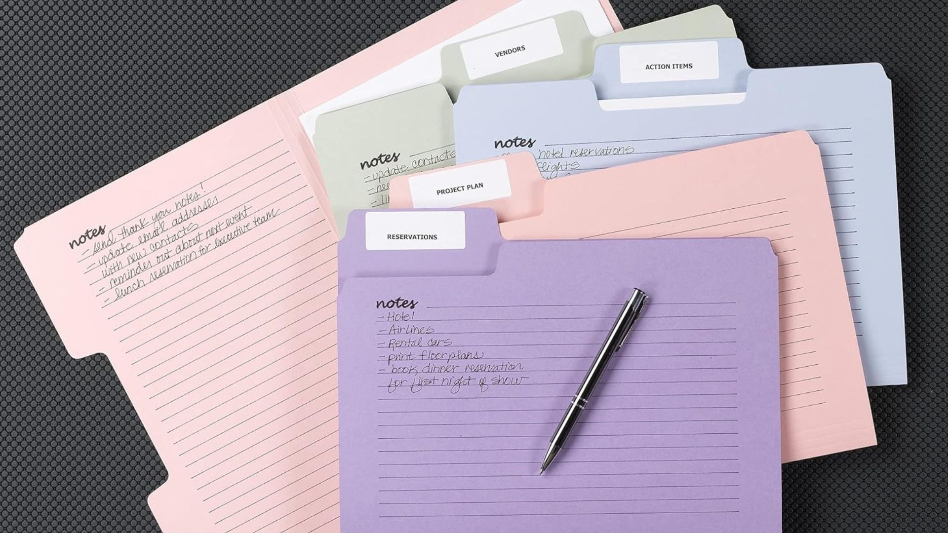 10 Amazon Canada Products That'll Help You Get Organized For Tax Season