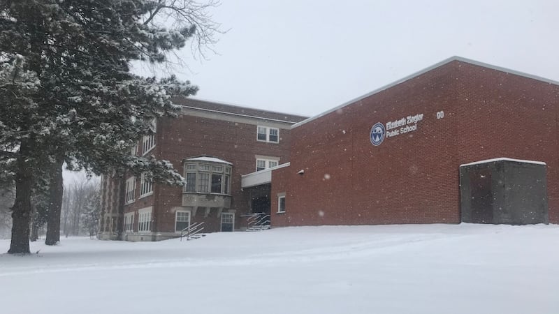 Waterloo elementary school closes over structural concern