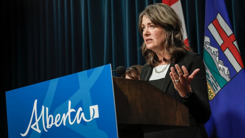 Alberta hires former Manitoba chief judge to investigate health spending scandal